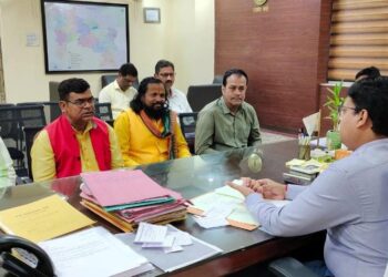 जनसंख्या नियंत्रण कानून की मांग को लेकर को सौंपा ज्ञापन…