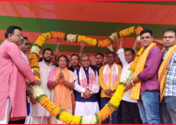 संथाल परगना बिल्डर्स कंपनी पर एफआईआर दर्ज कर संपत्ति जब्त करे  हेमंत सरकार – बाबूलाल मरांडी !
