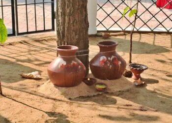 झारखण्ड में सरहुल का त्योहार पूरे धूमधाम से मनाया जा रहा है !