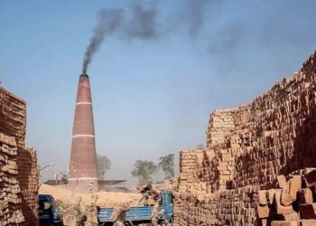 बिना लाइसेंस के चल रहे अवैध 50 ईंट भट्ठों को नोटिस !