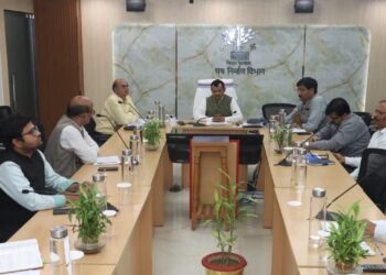 सचिव की अध्यक्षता में 4 सड़क परियोजनाओं की प्रगति की हुई विस्तृत समीक्षा !