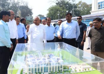 मुख्यमंत्री ने पटना समाहरणालय का किया निरीक्षण !