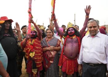 राम नवमी पर महागामा में भव्य शोभा यात्रा में हुई सहभागिता !