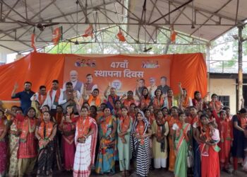 सामाजिक कार्यकर्ता प्रियांशु मिश्रा के नेतृत्व में सैकड़ों महिलाओं ने थामा भाजपा का दामन !