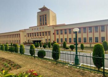 बिरला प्रौद्योगिकी संस्थान, मेसरा में संचार !