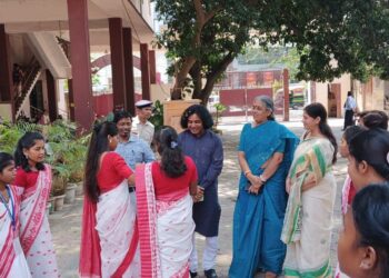 रांची विमेंस कॉलेज  एक शिक्षण संस्थान के साथ सामाजिक चेतना, मानवीय मूल्यों और प्रगतिशील दृष्टि का  केंद्र है !