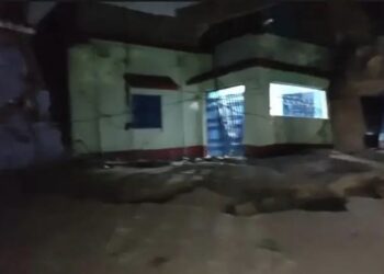 कतरास में 20 घर जमींदोज !