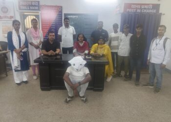 रेलवे सुरक्षा बल द्वारा हटिया रेलवे स्टेशन पर मानव तस्कर गिरफ्तार !