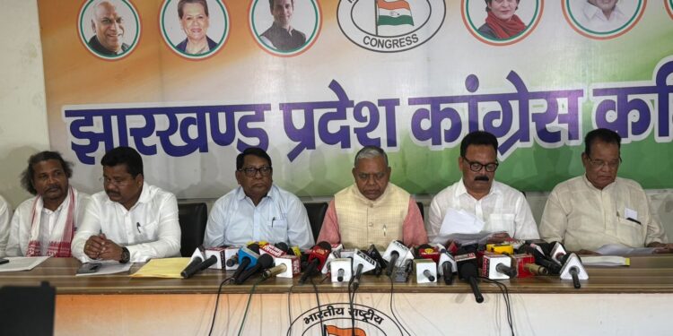 दिल्ली में आयोजित आदिवासी समागम सिर्फ राजनीतिक दिखावा – कांग्रेस !